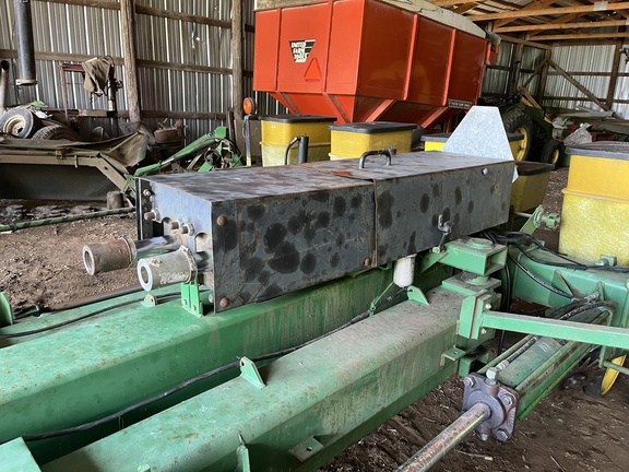 John Deere 7000 Planter