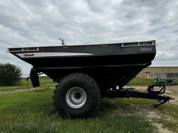 2023 Brandt 1120XT Grain Cart