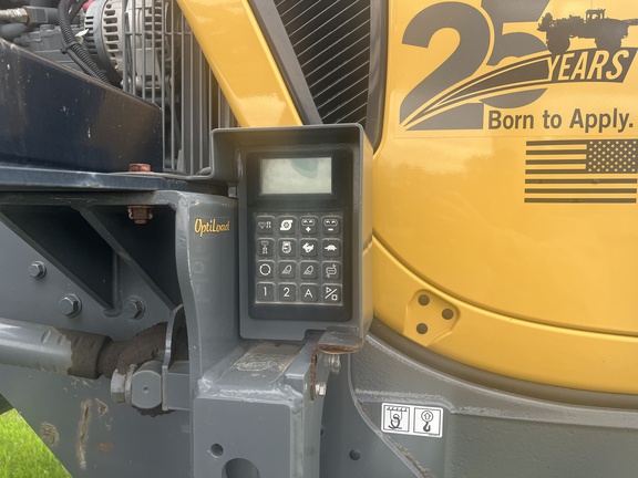 2018 RoGator RG1300C Sprayer/High Clearance