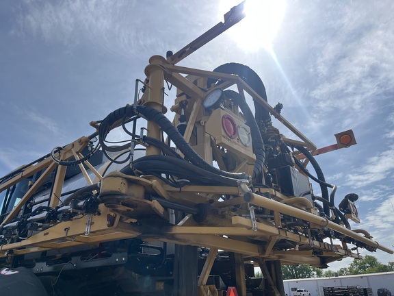 2018 RoGator RG1300C Sprayer/High Clearance