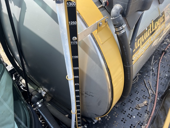 2018 RoGator RG1300C Sprayer/High Clearance