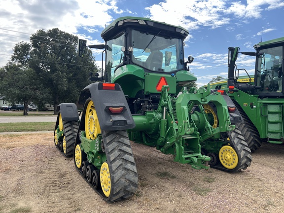 2020 John Deere 8RX 370 Tractor Rubber Track