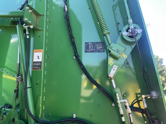 2023 John Deere 560M Baler/Round