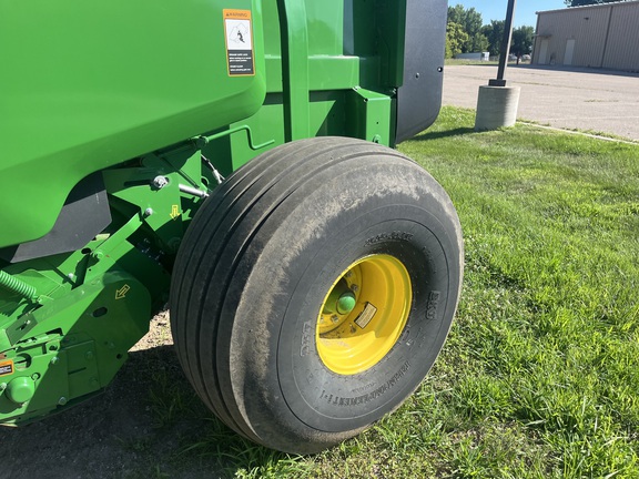 2023 John Deere 560M Baler/Round