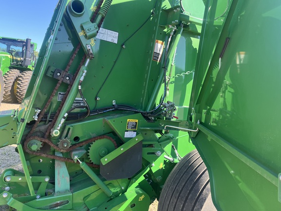 2023 John Deere 560M Baler/Round