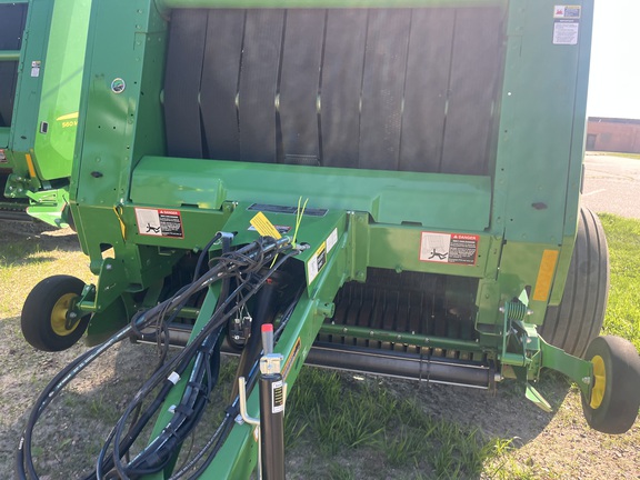 2023 John Deere 560M Baler/Round