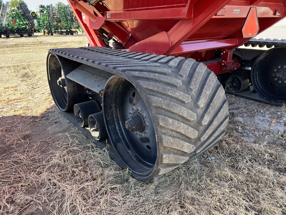 2017 Brent 1082 Grain Cart