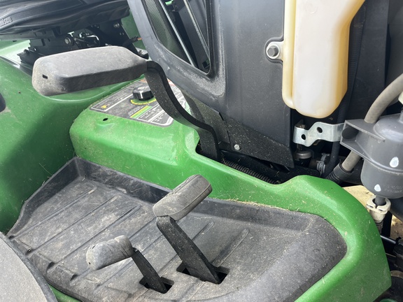 2020 John Deere X734 Garden Tractor