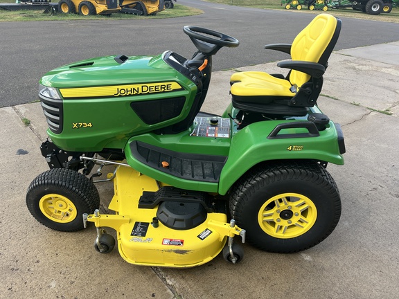 2020 John Deere X734 Garden Tractor