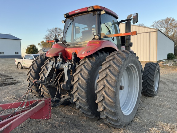 2011 Case IH Magnum 335 Tractor