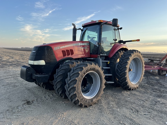 2011 Case IH Magnum 335 Tractor