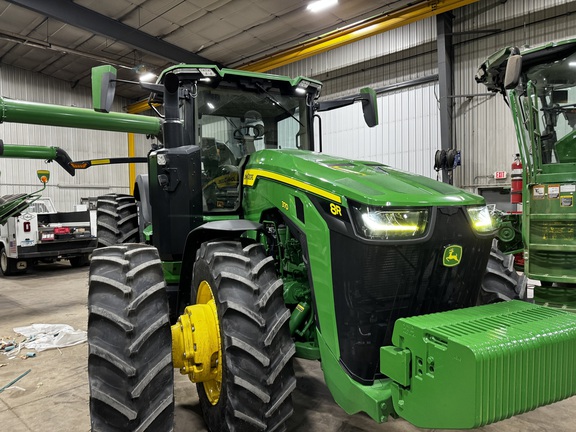 2020 John Deere 8R 370 Tractor