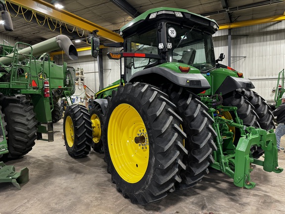 2020 John Deere 8R 370 Tractor