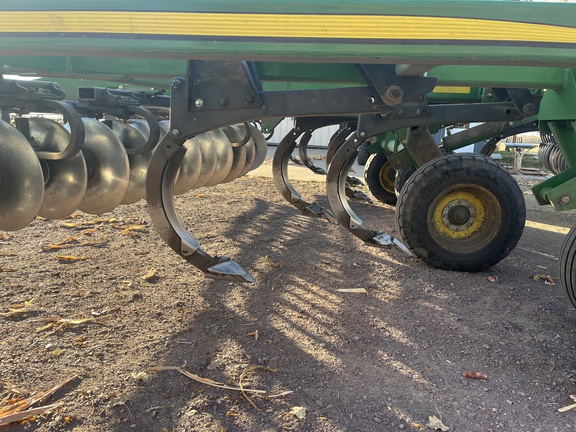 2013 John Deere 2720 Disk Ripper