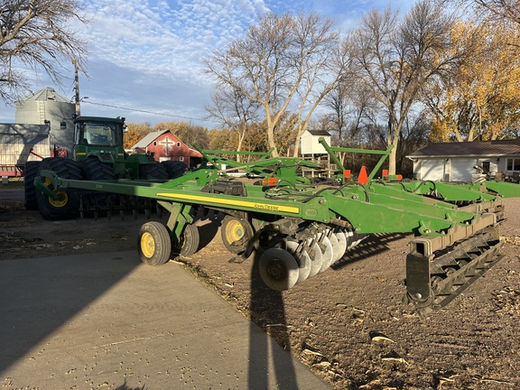 2013 John Deere 2720 Disk Ripper