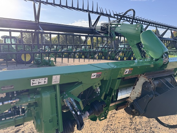 2024 John Deere RD40F Header Combine