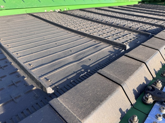 2024 John Deere RD40F Header Combine