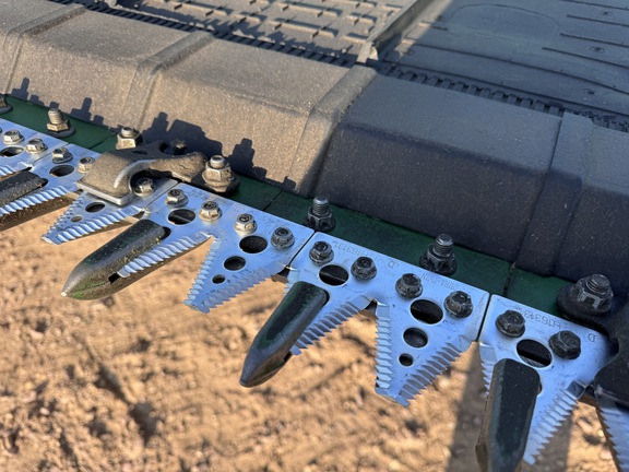 2024 John Deere RD40F Header Combine