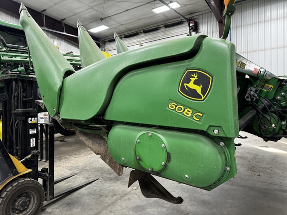 2014 John Deere 608C StalkMaster Header Corn Head