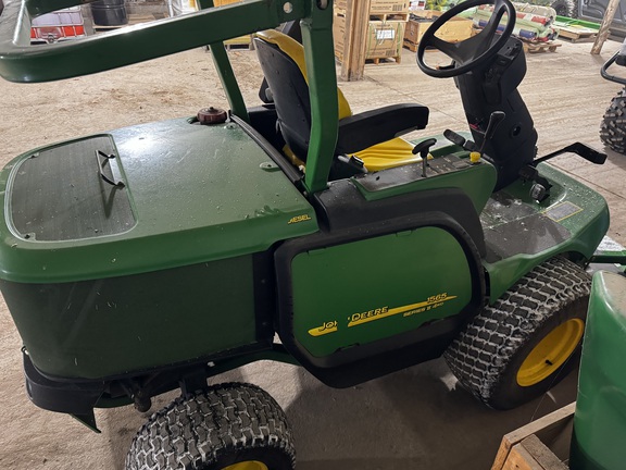 2004 John Deere 1565 Mower/Front Deck