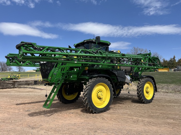 2024 John Deere 410R Sprayer/High Clearance