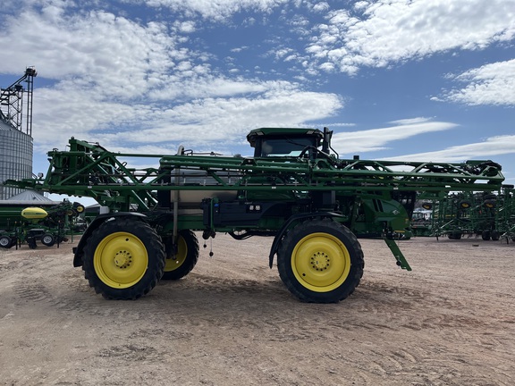 2024 John Deere 410R Sprayer/High Clearance