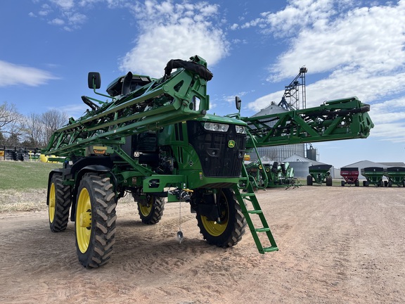 2024 John Deere 410R Sprayer/High Clearance