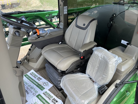 2024 John Deere 410R Sprayer/High Clearance