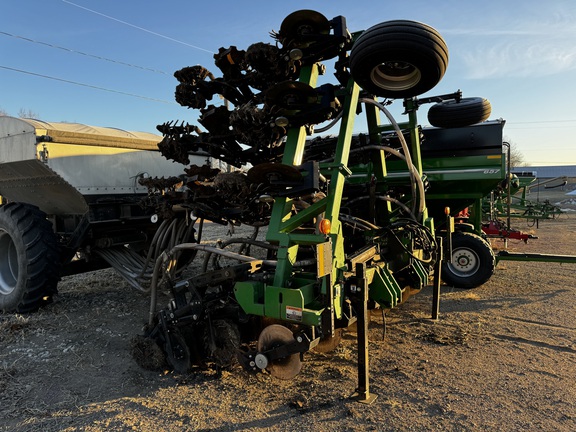 2022 Unverferth RAPTOR 2030 MT Strip Till