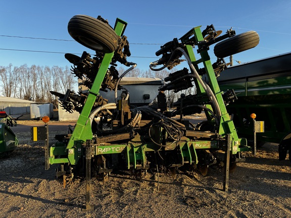 2022 Unverferth RAPTOR 2030 MT Strip Till