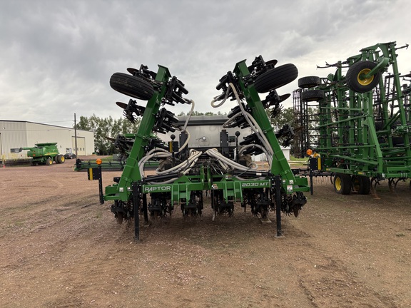 2022 Unverferth RAPTOR 2030 MT Strip Till