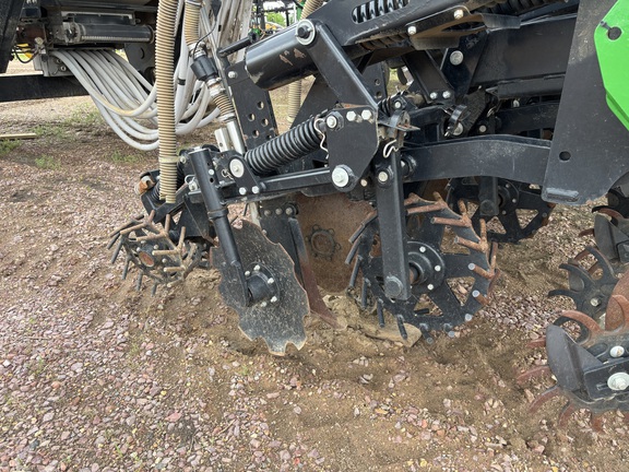 2022 Unverferth RAPTOR 2030 MT Strip Till