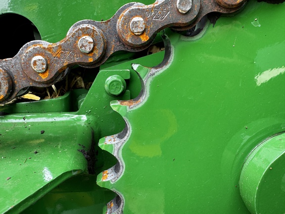 2022 John Deere 560M Baler/Round