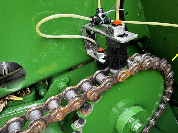 2022 John Deere 560M Baler/Round