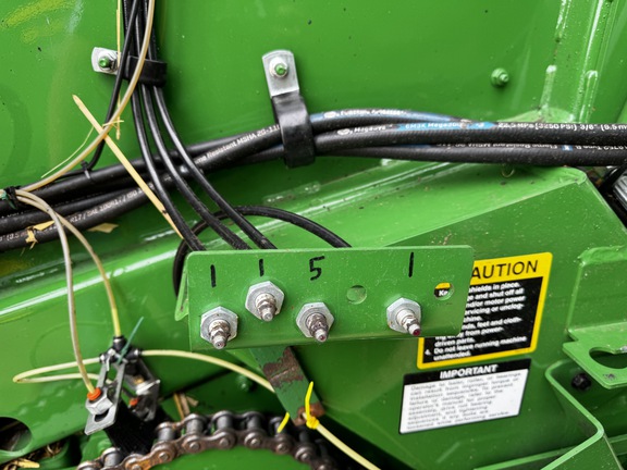 2022 John Deere 560M Baler/Round