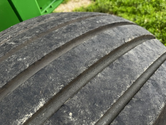 2022 John Deere 560M Baler/Round