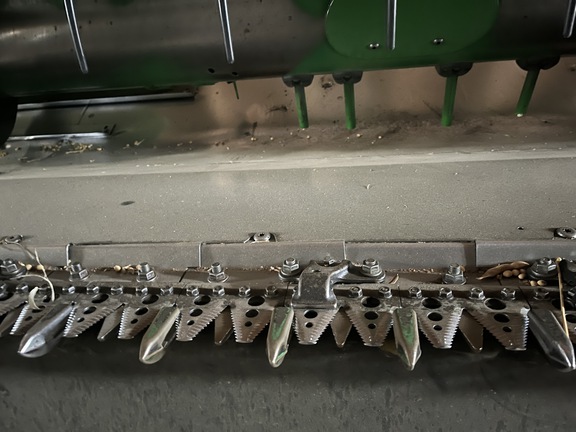 2011 John Deere 635F Header Combine