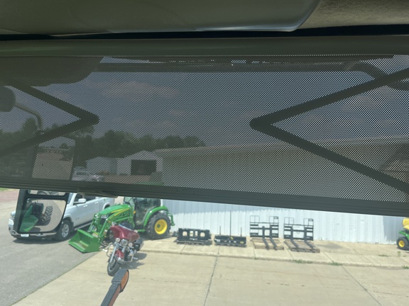 2017 John Deere 9570R Tractor 4WD