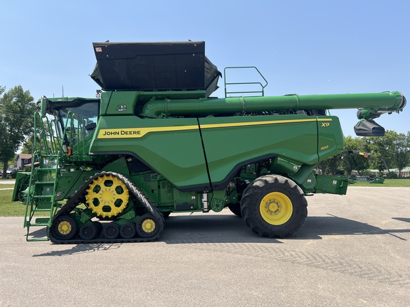2022 John Deere X9 1100 Combine