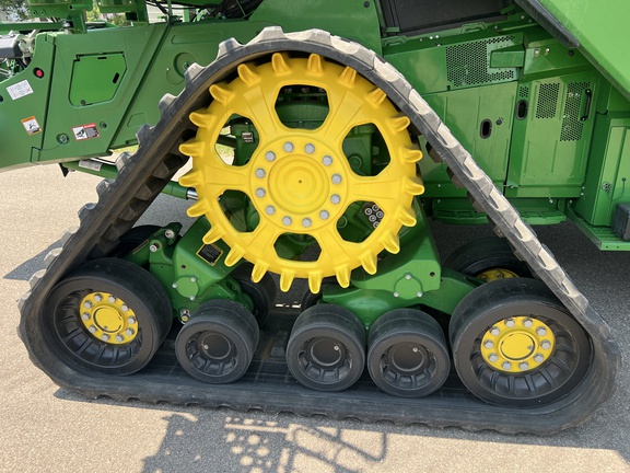 2022 John Deere X9 1100 Combine