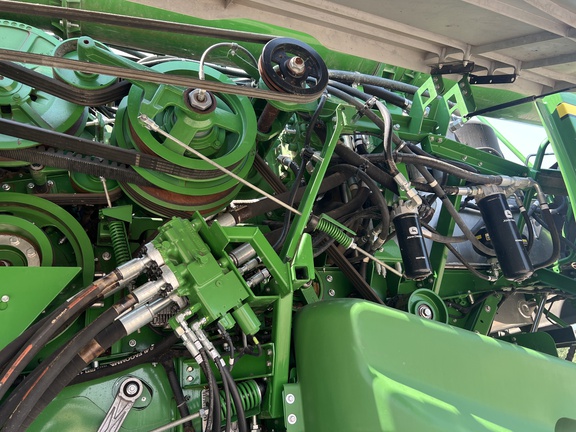 2022 John Deere X9 1100 Combine