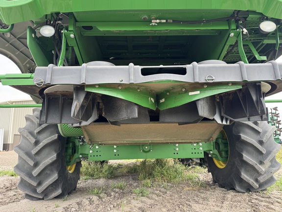 2018 John Deere S780 Combine