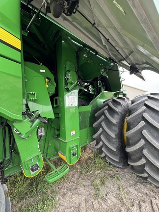 2018 John Deere S780 Combine