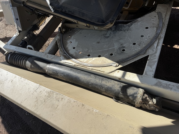 2010 Unverferth 3750 Tender