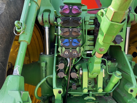 2014 John Deere 8270R Tractor