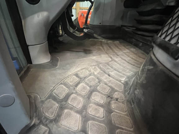 2022 New Holland T7.210 T4B Tractor