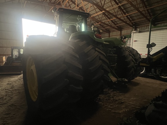 2011 John Deere 9530 Tractor 4WD