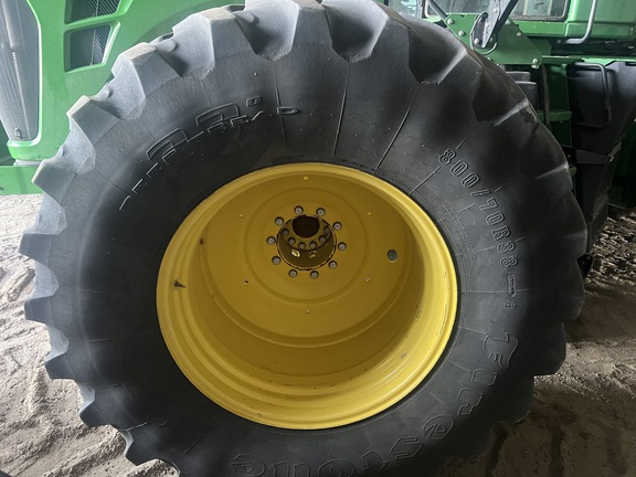 2011 John Deere 9530 Tractor 4WD