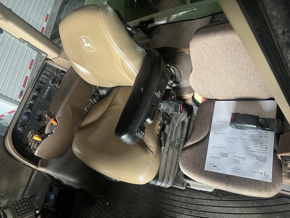 2011 John Deere 9530 Tractor 4WD