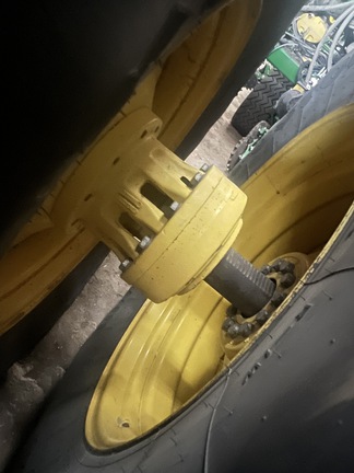 2011 John Deere 9530 Tractor 4WD